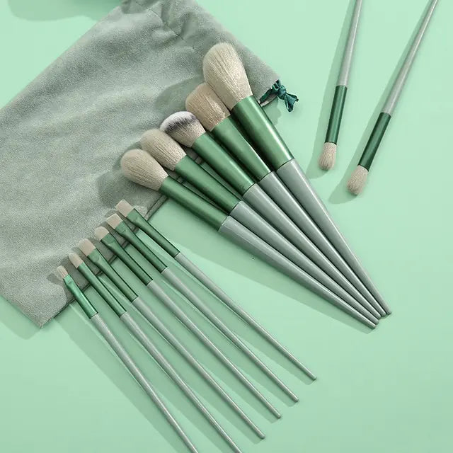 Makeup Brushes Set - moist beauty