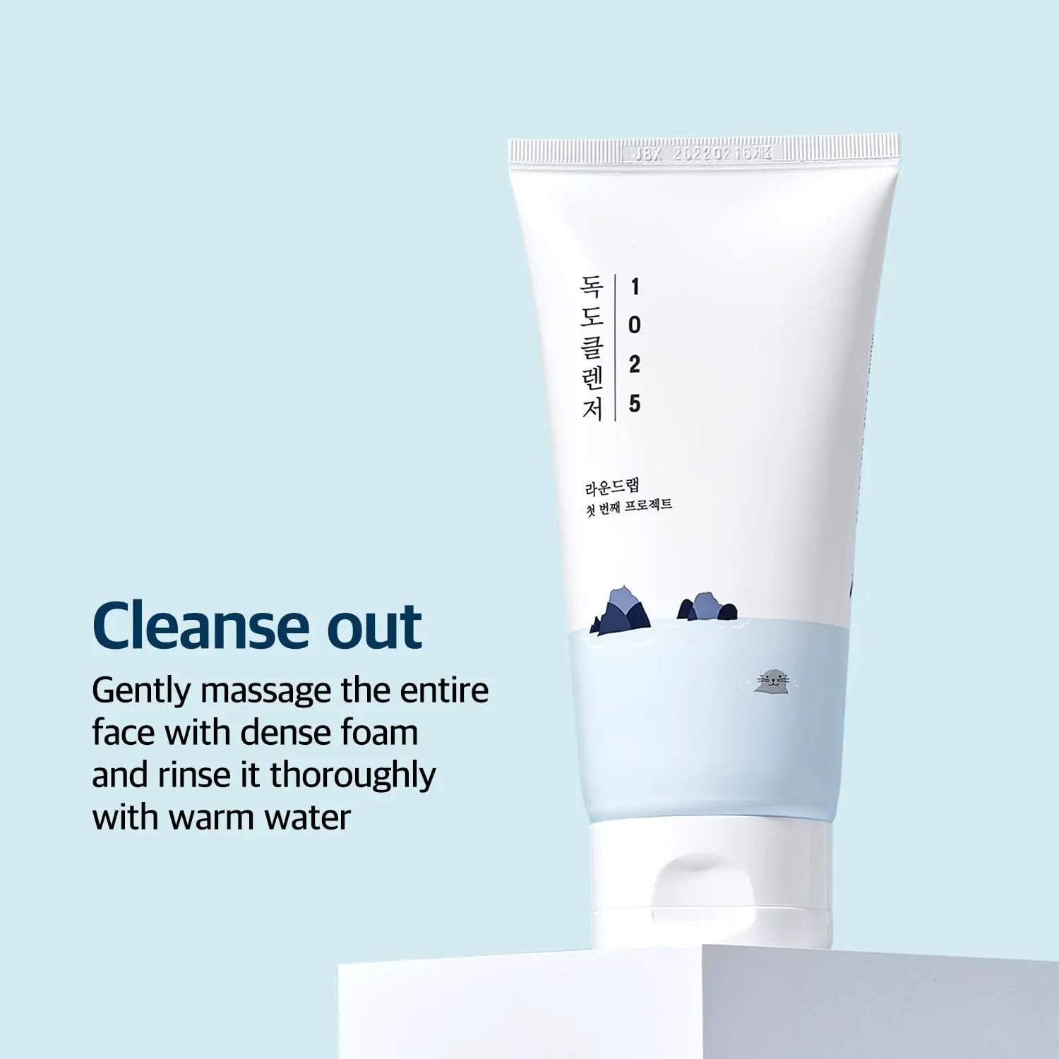 ROUND LAB 1025 Dokdo Cleanser 150ml / Moisturizing, Cleansing, Gentle, Bubbly Foam Cleanser (150ml) 5.07 Fl Oz (Pack of 1) - moist beauty